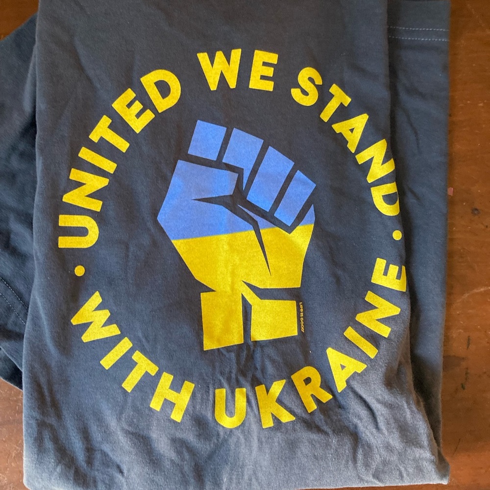 Life is Good NWOT T-shirt